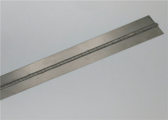 Soldadura de aço na dobradiça industrial do piano de Continious para a porta resistente